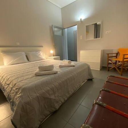 Elia'S Boutique Apartment Спарти Екстериор снимка