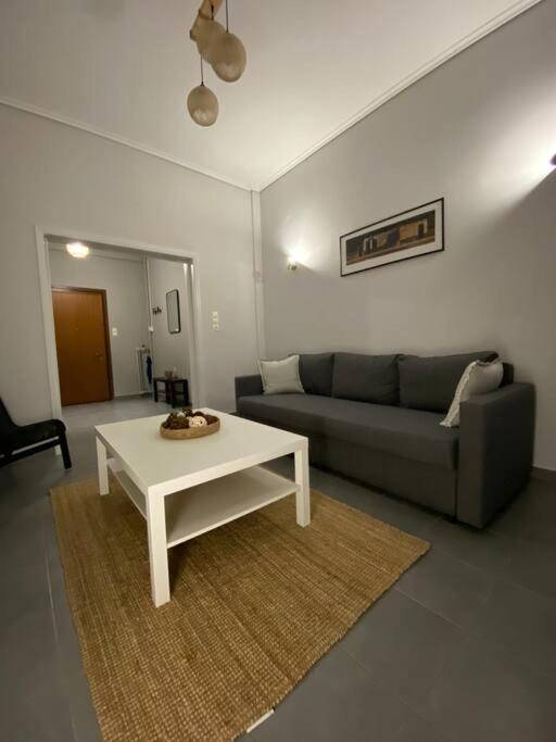 Elia'S Boutique Apartment Спарти Екстериор снимка
